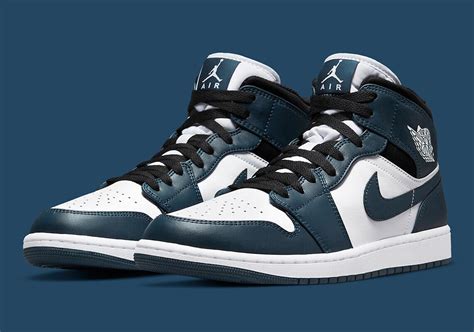 jordan 1 mid navy blue|teal and blue jordan 1.